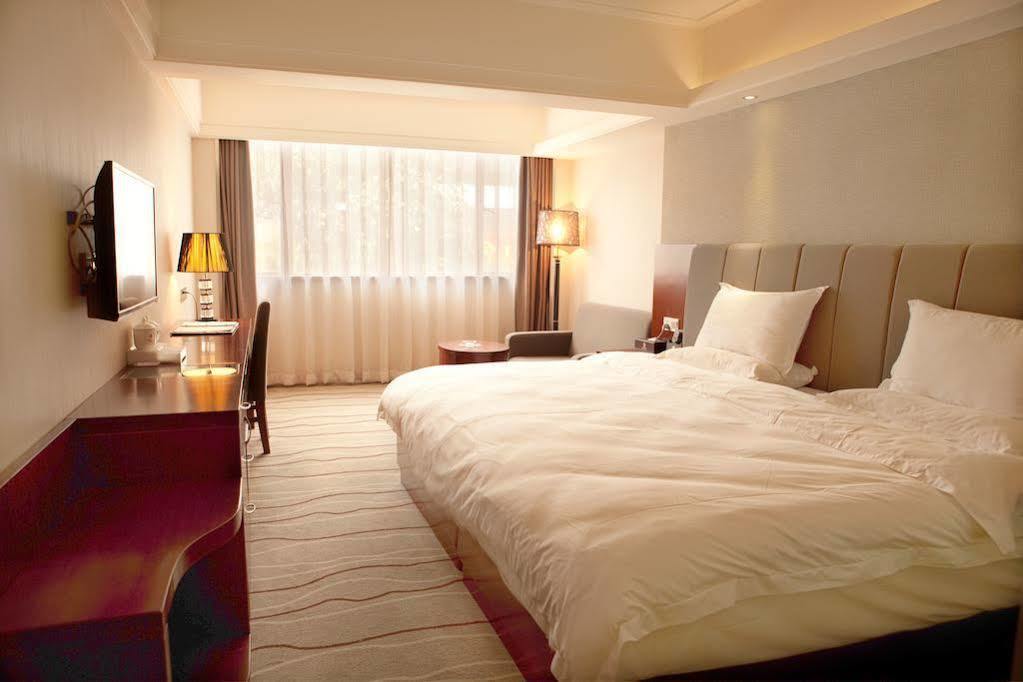 Boman Hotel Canton Extérieur photo
